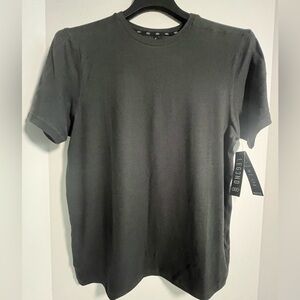 LEG3ND Soft Stretch Moisture Wicking Short Sleeve Crew Neck Active Top/T-shirt